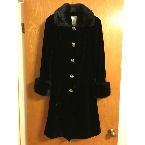 Tracy Reese Jackets & Blazers - Tracy Reese Vevet Coat